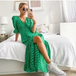 Green Zara Dress 🌷